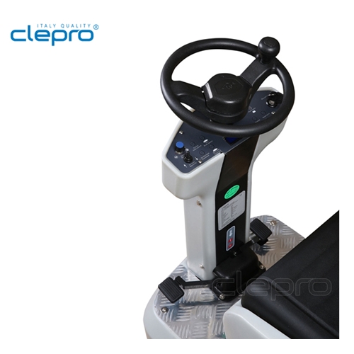 Máy chà sàn liên hợp ngồi lái CLEPRO C66B 1